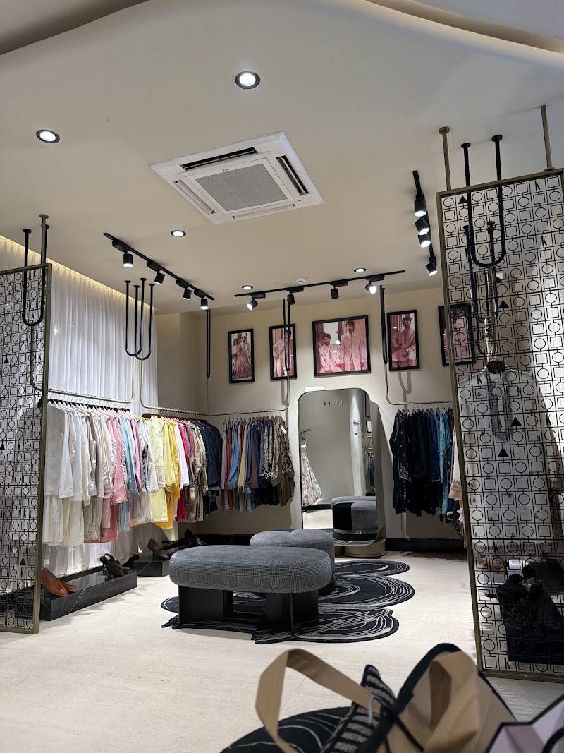 KALKI Flagship Store Santacruz