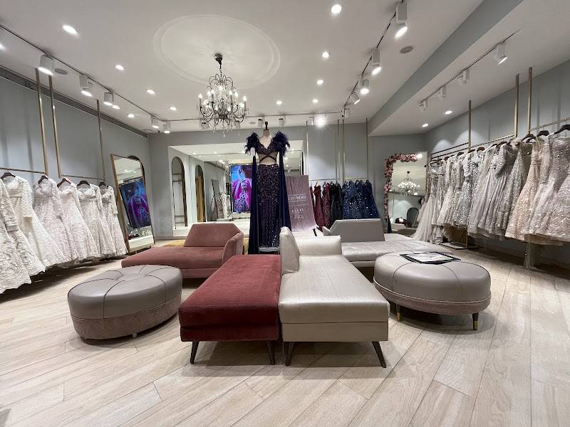 KALKI Flagship Store Santacruz